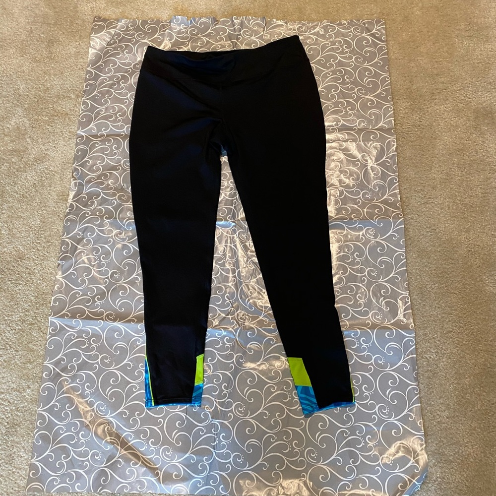 Leggings 🖤💚💙 - Picture 3 of 5